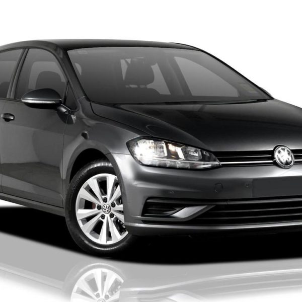 Volkswagen Golf 1600cc a/c Manual or Similar